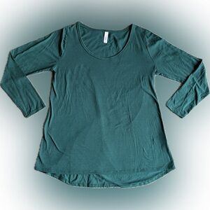 LuLaRoe Women's Teal Long Sleeve Lynnae Top